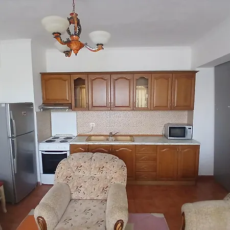 Apartament Near The Center Apartman Tirana