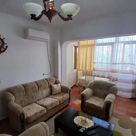 Apartman Apartament Near The Center *
